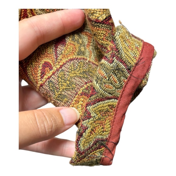 Vintage tapestry jacket with drawstring neckline and ornate wooden buttons - Picture 14 of 17